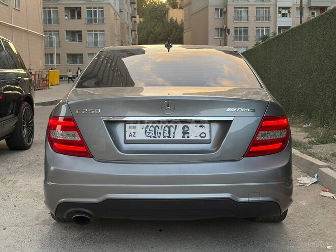 Mercedes C 250 2011, 230,000 km - 1.8 l - Bakı