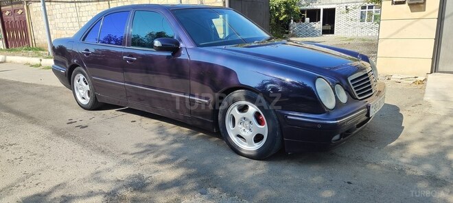 Mercedes E 270 1999, 400,000 km - 2.7 l - Yevlax