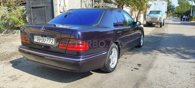 Mercedes E 270 1999, 400,000 km - 2.7 l - Yevlax