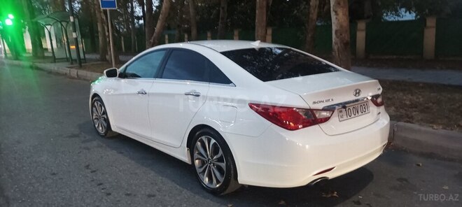 Hyundai Sonata 2013, 185,075 km - 2.0 l - İsmayıllı