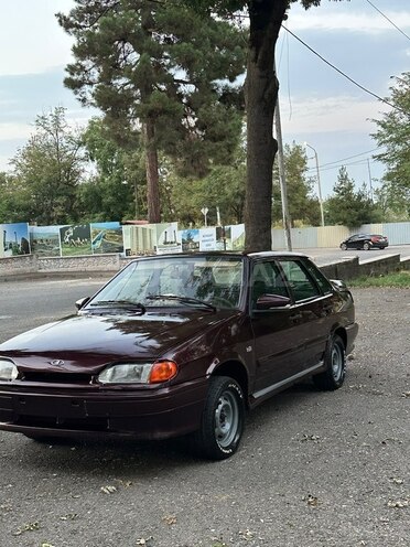 LADA (VAZ) 2115 2011, 200,000 km - 1.6 l - 