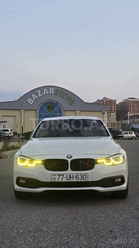 BMW  2017, 267,877 km - 2.0 l - Bakı