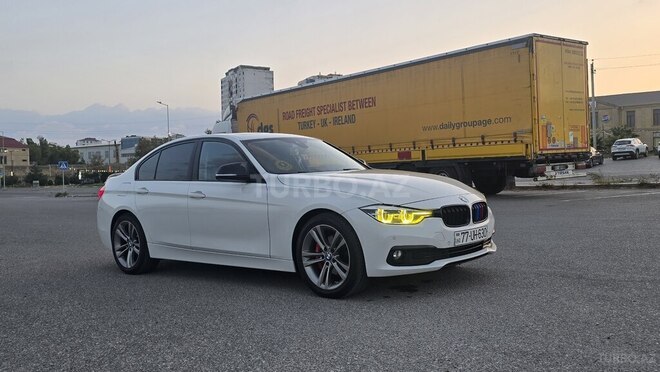 BMW  2017, 267,877 km - 2.0 l - Bakı