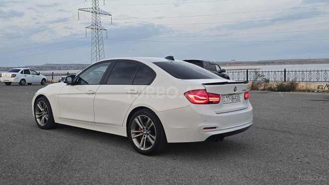 BMW  2017, 267,877 km - 2.0 l - Bakı
