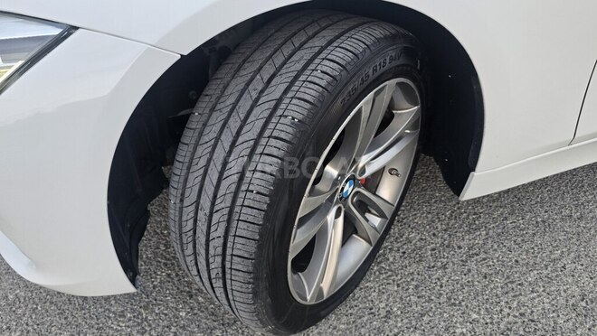 BMW  2017, 267,877 km - 2.0 l - Bakı