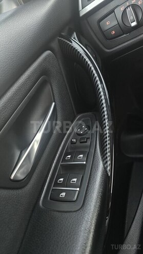 BMW  2017, 267,877 km - 2.0 l - Bakı