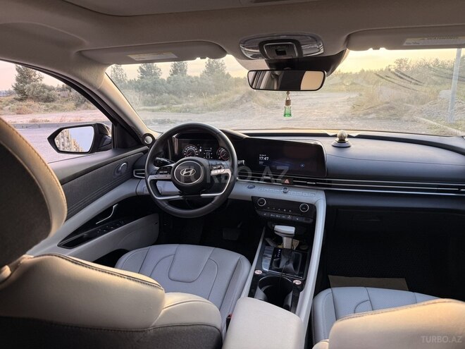 Hyundai Elantra 2025, 17,500 km - 2.0 l - Bakı