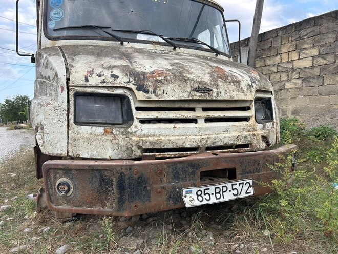 ZIL 5301 2000, 357,000 km - 4.5 l - Quba