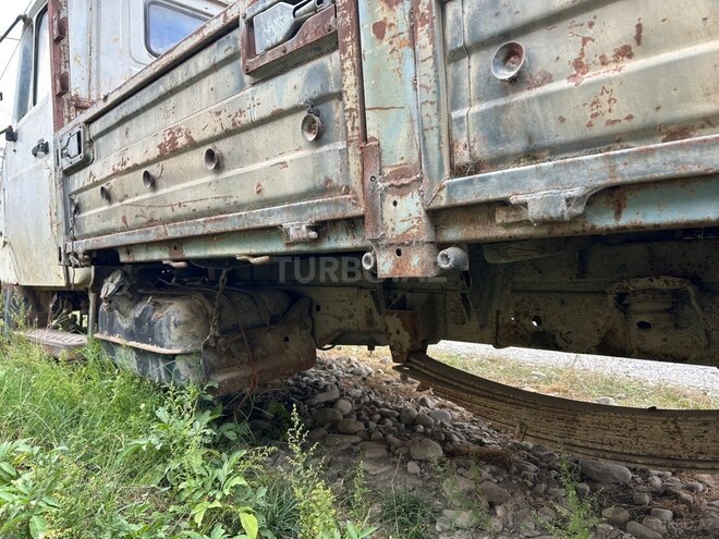 ZIL 5301 2000, 357,000 km - 4.5 l - Quba