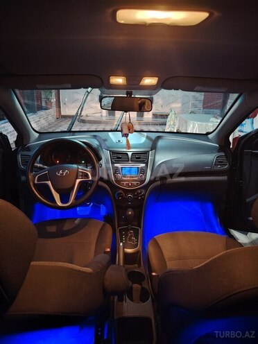 Hyundai Accent 2014, 258,042 km - 1.6 л - Masallı