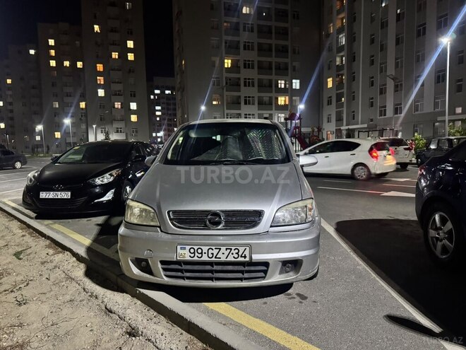 Opel Zafira 2004, 289,000 km - 2.2 l - Quba