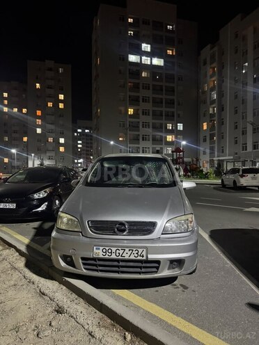 Opel Zafira 2004, 289,000 km - 2.2 l - Quba