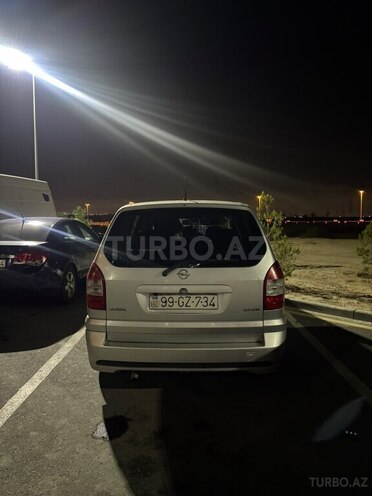 Opel Zafira 2004, 289,000 km - 2.2 l - Quba