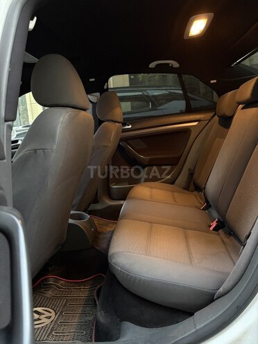 Volkswagen Jetta 2009, 320,000 km - 1.6 л - Bakı