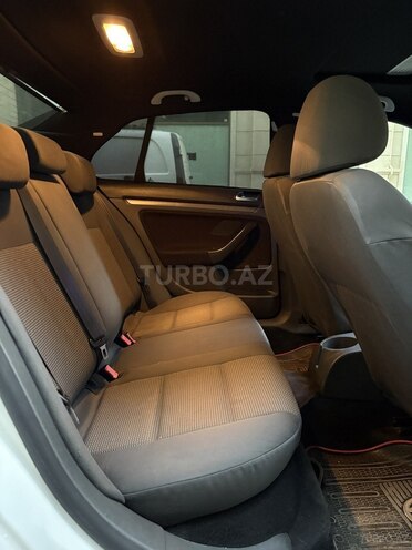 Volkswagen Jetta 2009, 320,000 km - 1.6 л - Bakı