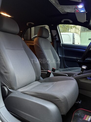 Volkswagen Jetta 2009, 320,000 km - 1.6 л - Bakı