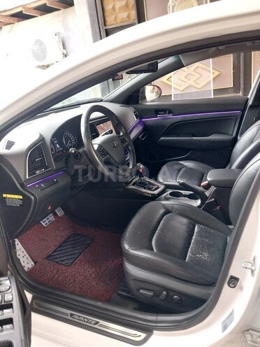 Hyundai Avante 2016, 188,000 km - 1.6 l - Oğuz