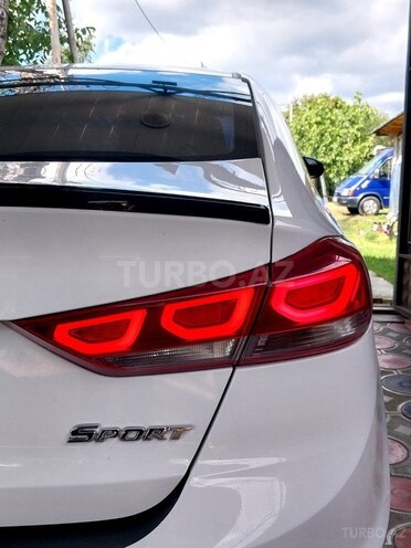 Hyundai Avante 2016, 188,000 km - 1.6 l - Oğuz