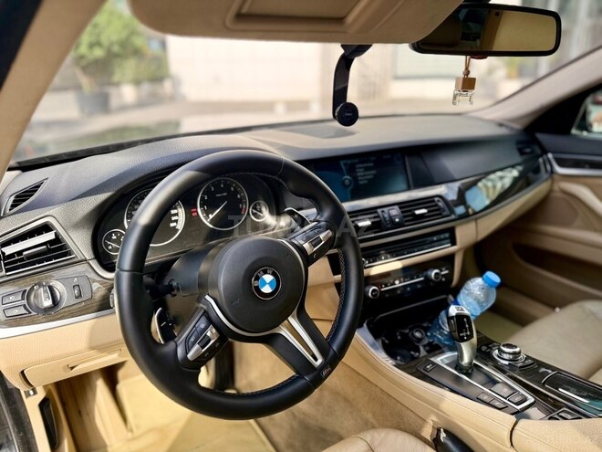 BMW 535 2011, 320,000 km - 3.0 л - Bakı