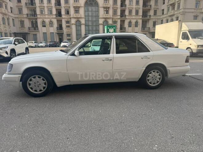 Mercedes 220 E 1995, 698,000 km - 2.2 l - Bakı
