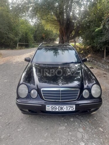 Mercedes E 270 2000, 503,170 km - 2.7 л - Şəki