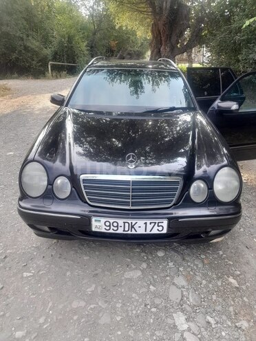 Mercedes E 270 2000, 503,170 km - 2.7 л - Şəki