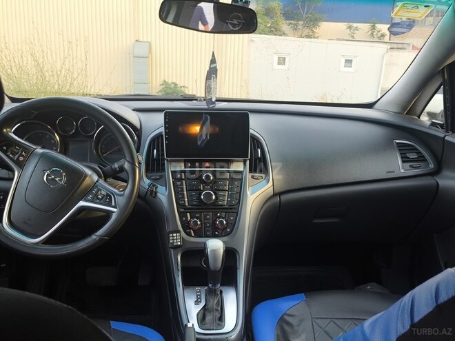 Opel Astra 2013, 152,000 km - 1.4 l - Bakı