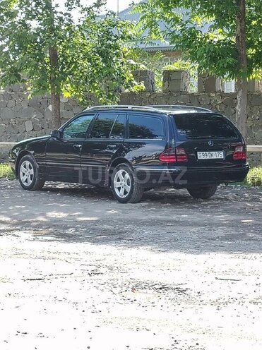 Mercedes E 270 2000, 503,170 km - 2.7 л - Şəki