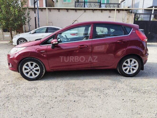 Ford Fiesta 2012, 260,000 km - 1.4 l - Bakı
