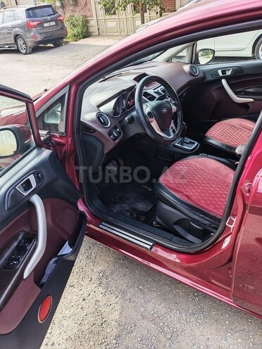 Ford Fiesta 2012, 260,000 km - 1.4 l - Bakı