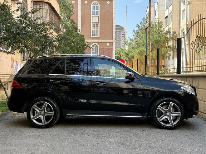 Mercedes GLE 400 4MATIC 2015, 139,000 km - 3.0 l - Bakı