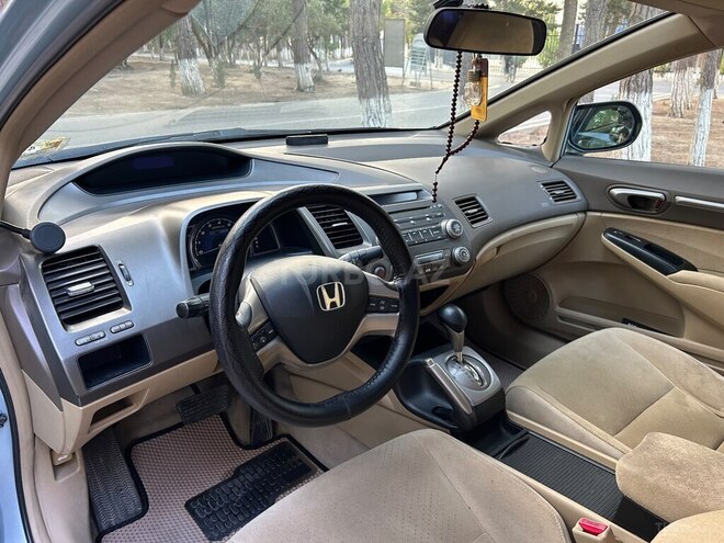 Honda Civic 2008, 300,000 km - 1.3 l - Sumqayıt