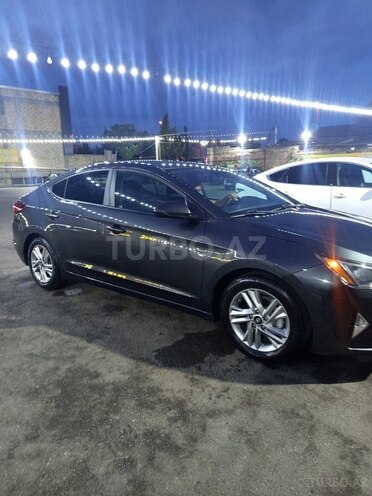 Hyundai Elantra 2019, 105,678 km - 2.0 l - Bakı
