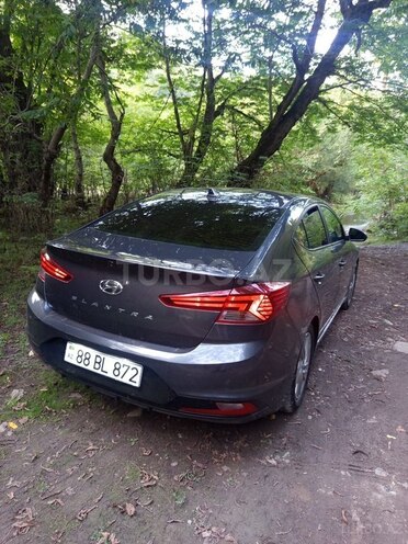 Hyundai Elantra 2019, 105,678 km - 2.0 l - Bakı