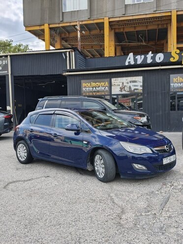 Opel Astra 2010, 427,600 km - 1.3 l - Bakı