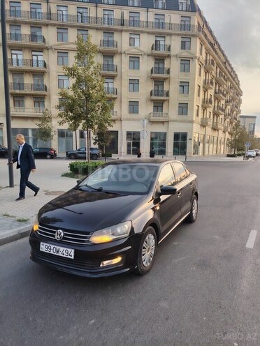 Volkswagen Polo 2018, 155,000 km - 1.6 л - Bakı