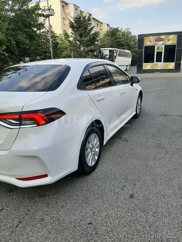 Toyota Corolla 2023, 80,000 km - 1.8 л - Bakı