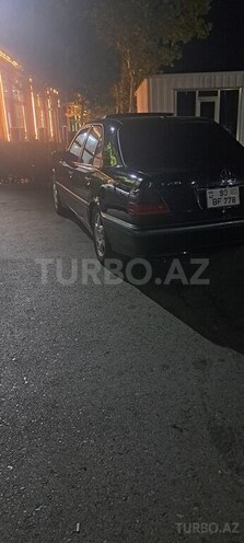 Mercedes C 230 1999, 299,000 km - 2.3 л - Bakı