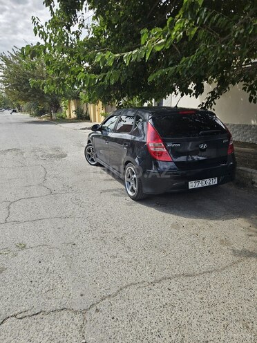 Hyundai i30 2010, 232,000 km - 1.4 л - Bakı