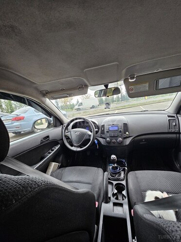Hyundai i30 2010, 232,000 km - 1.4 л - Bakı