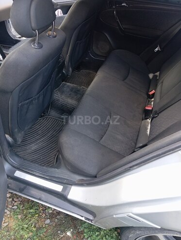 Mercedes C 200 2000, 400,000 km - 2.0 l - Tovuz