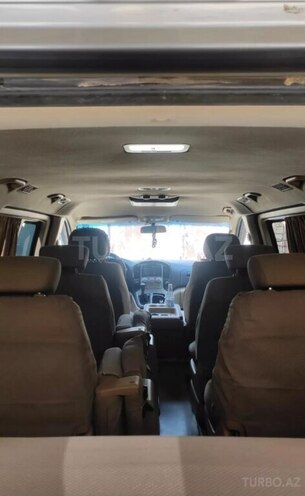 Hyundai H-1 2011, 500,000 km - 2.5 l - Bakı