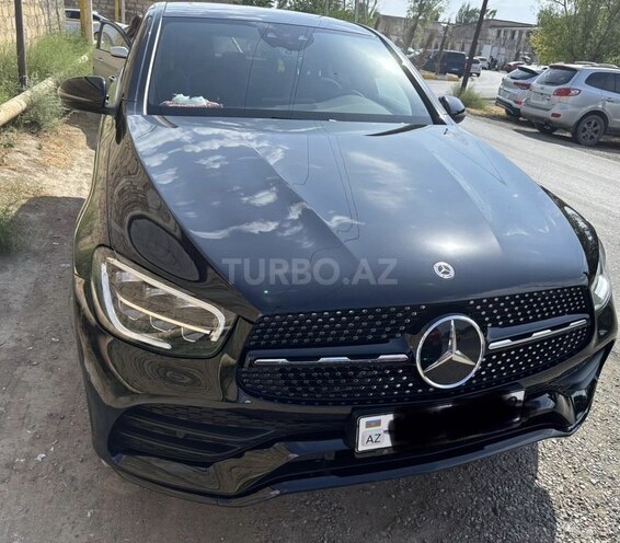 Mercedes GLC 300 e 4MATIC 2023, 30,000 km - 2.0 l - Bakı