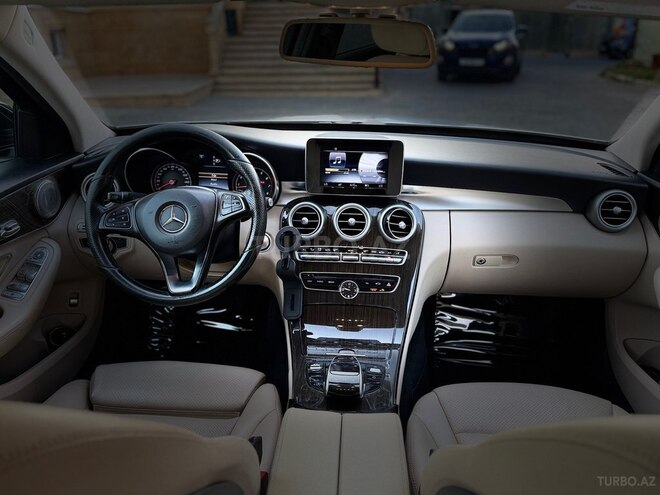 Mercedes C 300 2015, 201,000 km - 2.0 l - Bakı