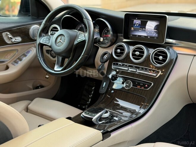 Mercedes C 300 2015, 201,000 km - 2.0 l - Bakı