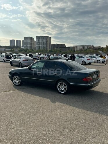 Mercedes E 320 1999, 363,450 km - 3.2 l - Bakı