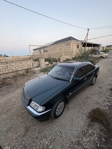Mercedes C 200 1997, 337,927 km - 2.0 l - Qobustan
