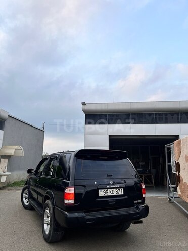 Nissan Pathfinder 2003, 170,000 km - 3.5 l - Astara