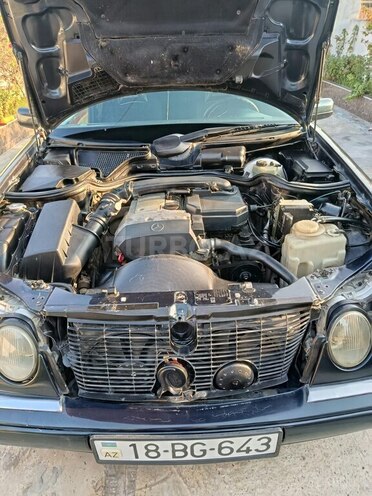Mercedes E 230 1996, 230,332 km - 2.3 л - Şirvan