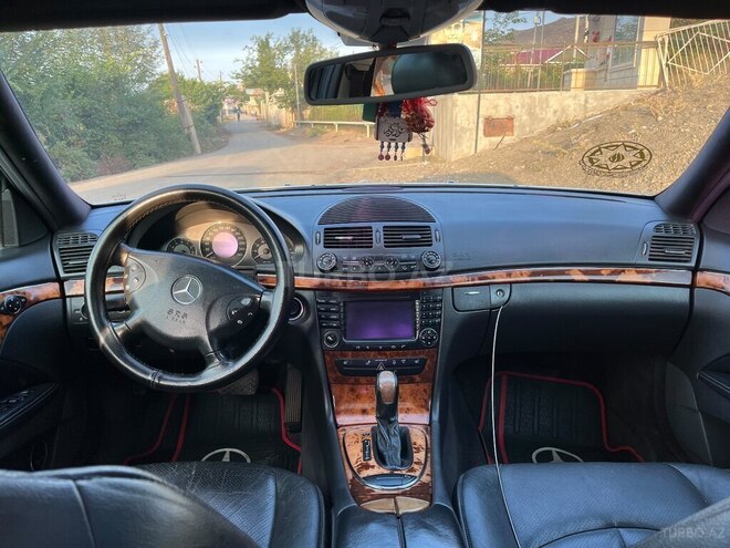 Mercedes E 240 2004, 289,000 km - 2.6 l - Şəmkir